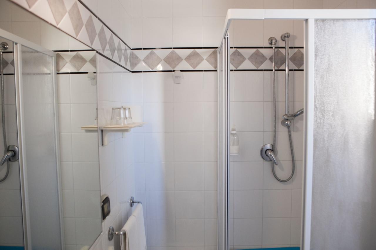 Albergo Lucy Trani Rom bilde