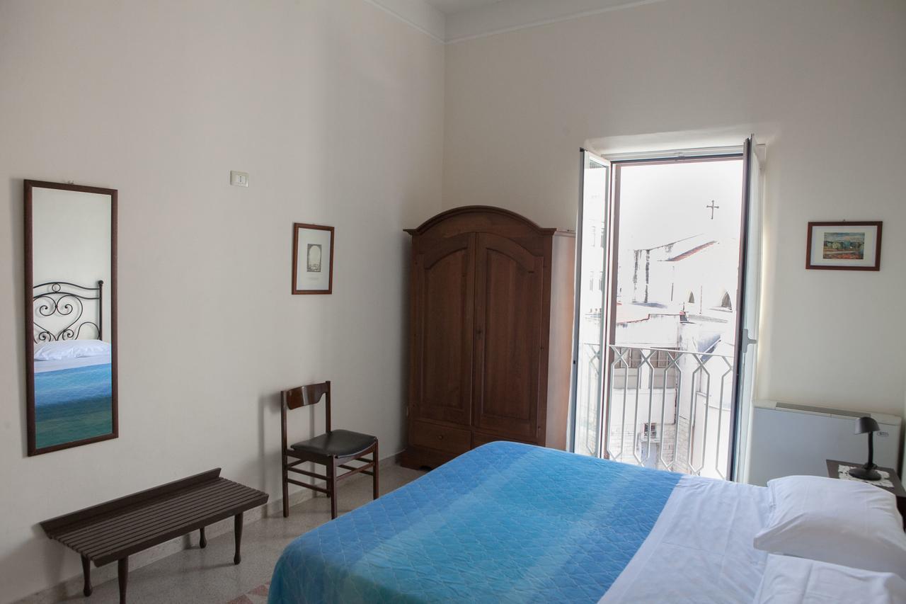 Albergo Lucy Trani Eksteriør bilde
