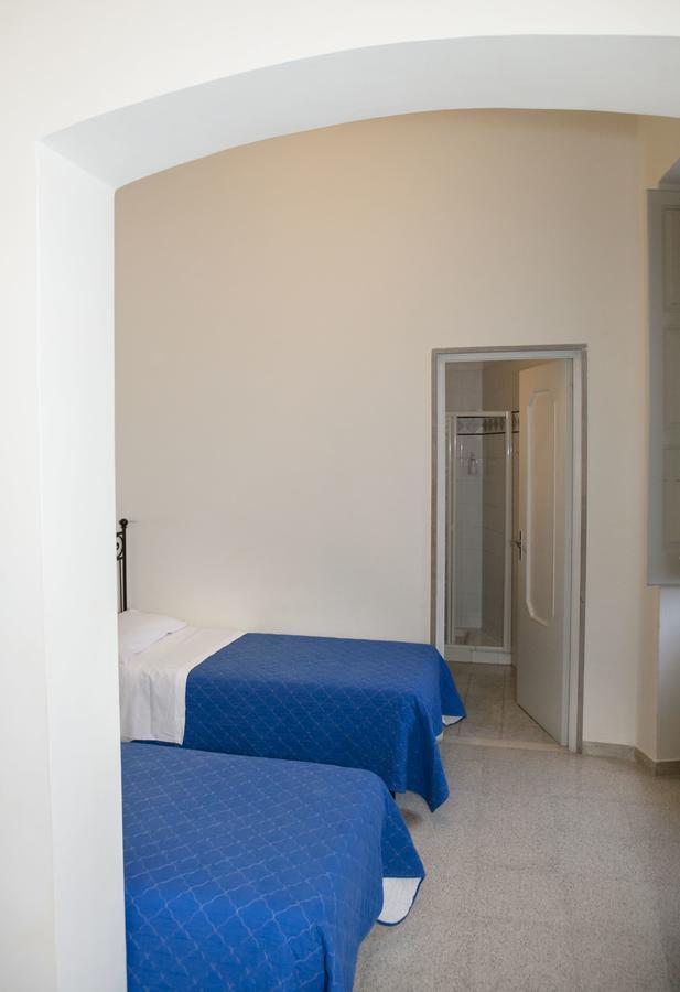 Albergo Lucy Trani Eksteriør bilde